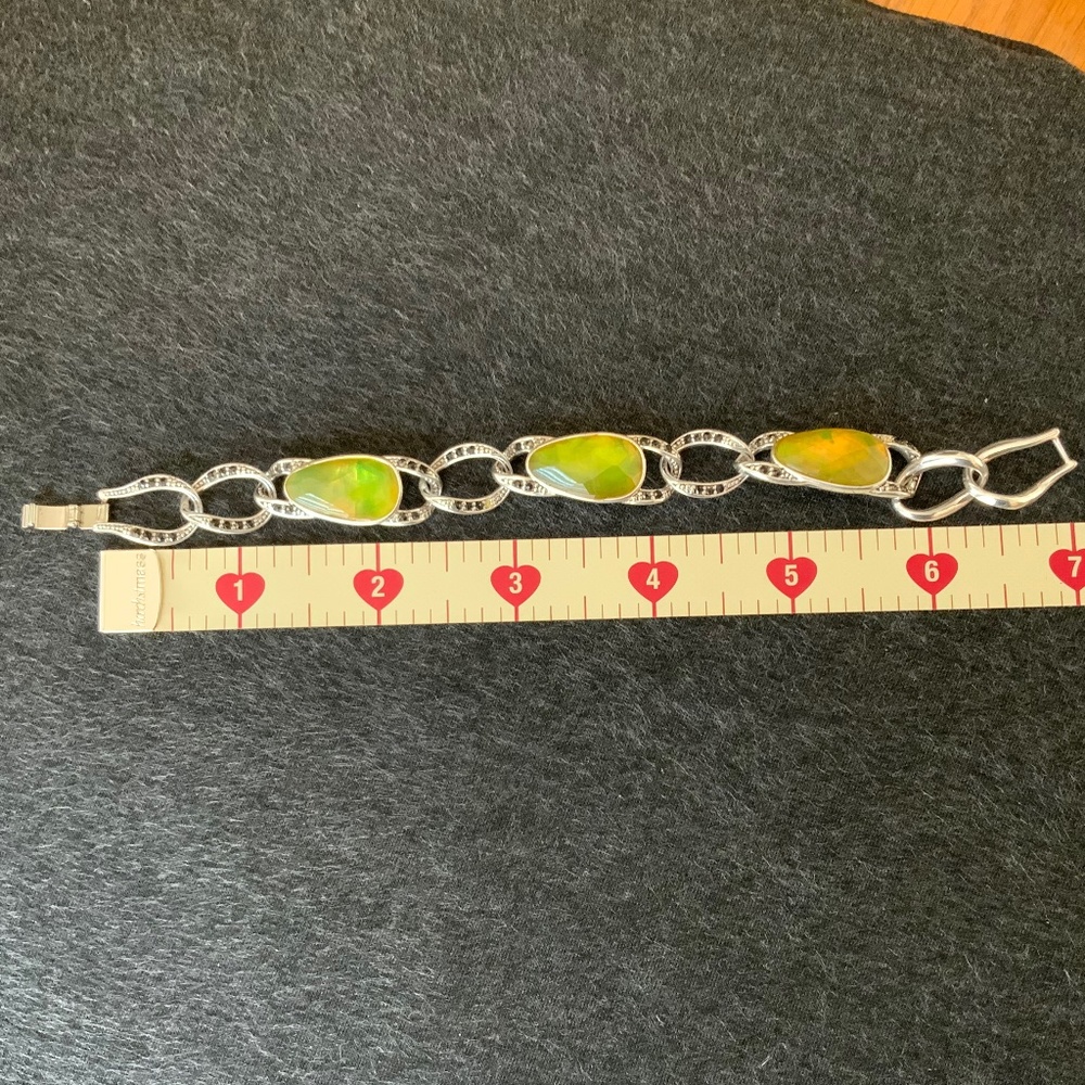 Green and Silver Colored Bracelet - Picture 5 of 5